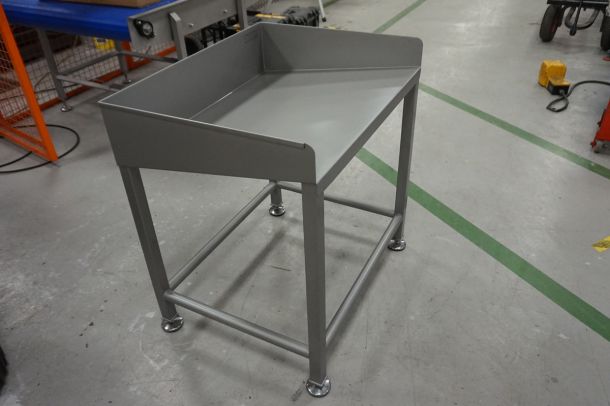 Stainless Sorting Table on Slant